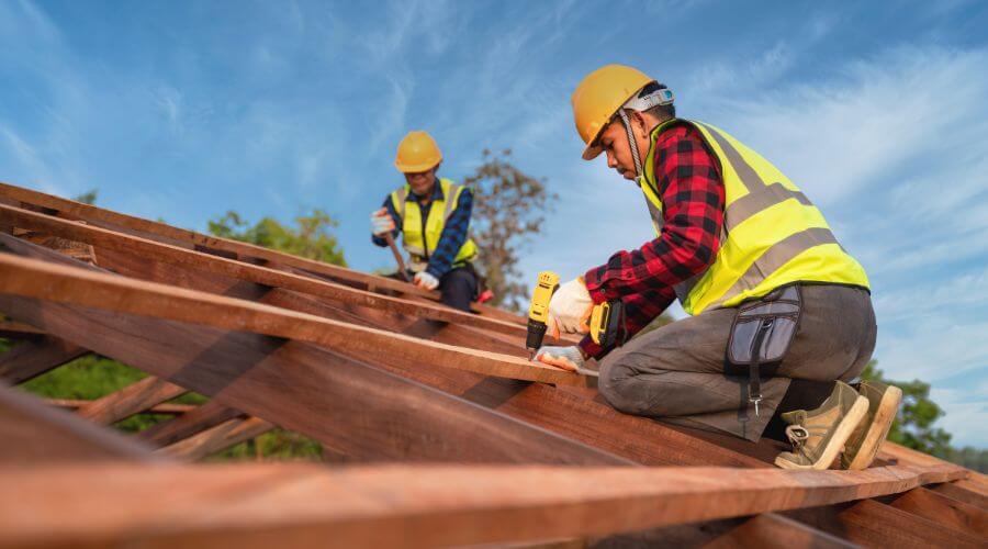 Professional Flat Roofing Installation services in South Lyon, MI